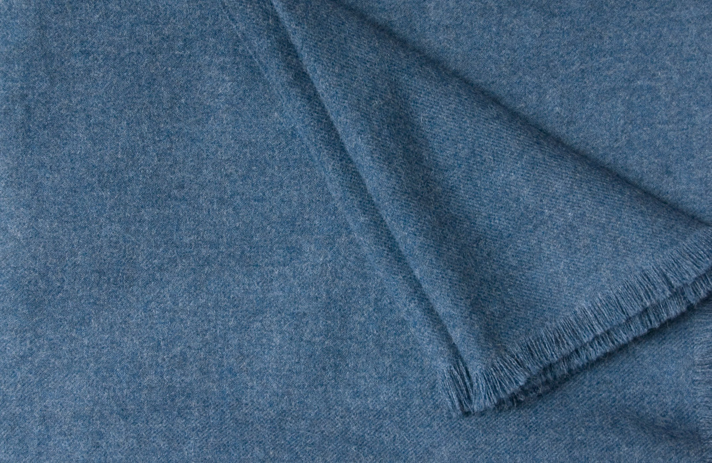LIAM 100% baby alpaca soft throw XL throw almond blue fig graphite poppy rose soft grey spice sugar | AREA home bedding