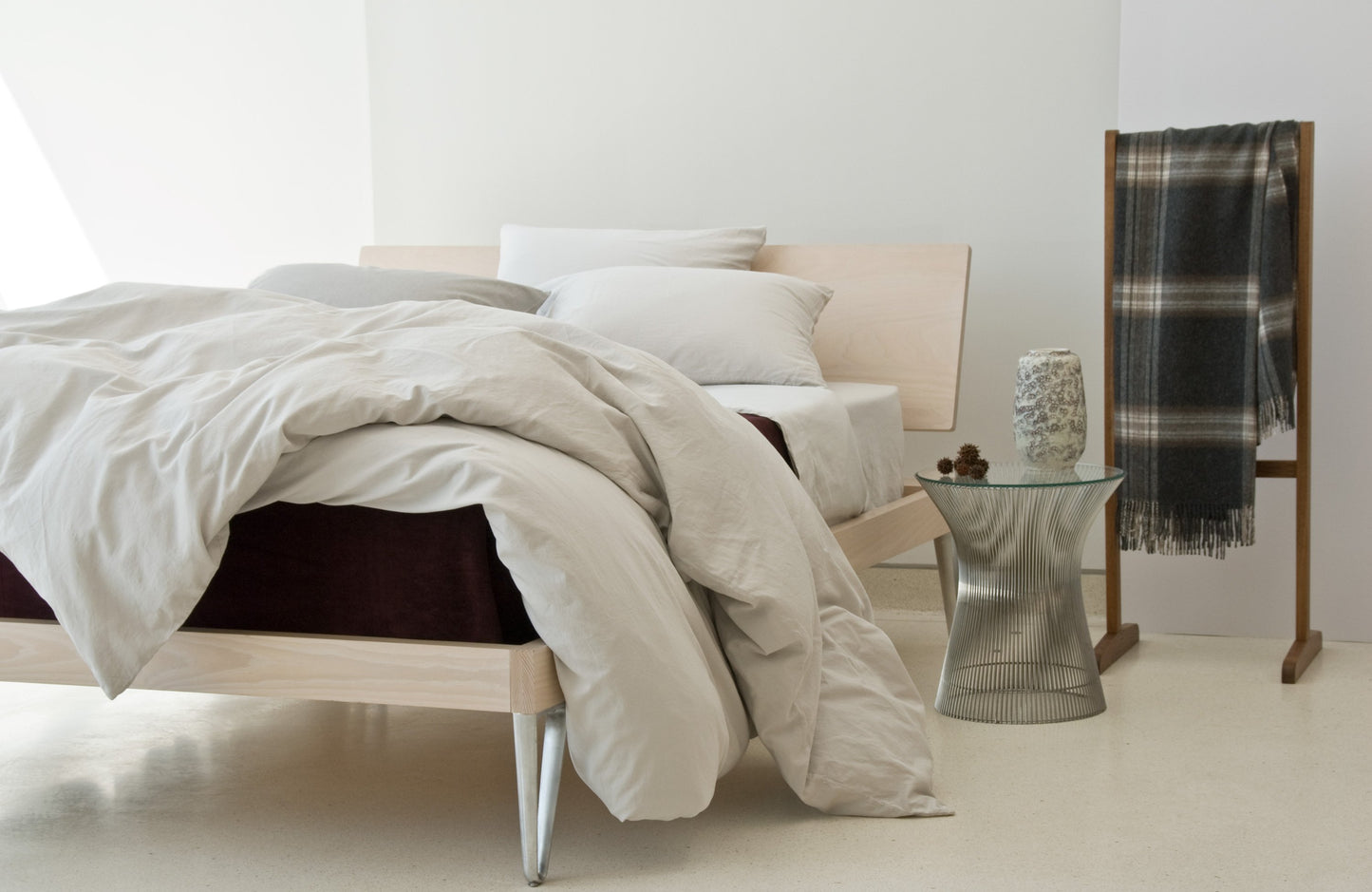 PERLA 100% cotton sateen duvet cover celeste honey plant porcelain powder slate white | AREA home bedding