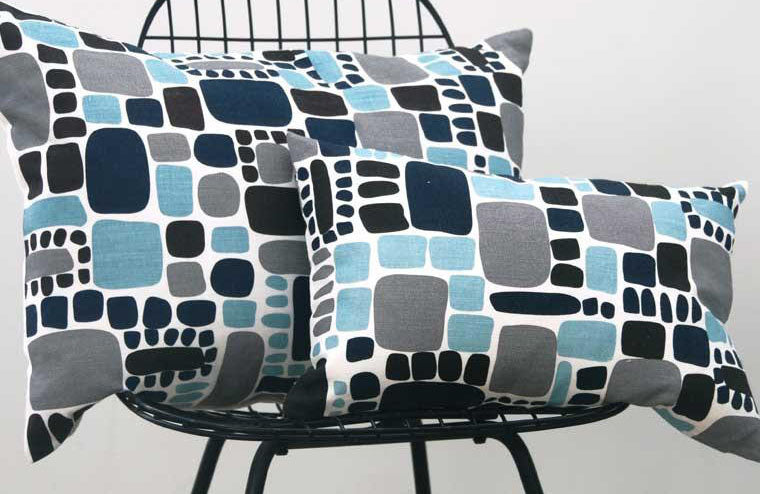 PEBBLES decorative pillow