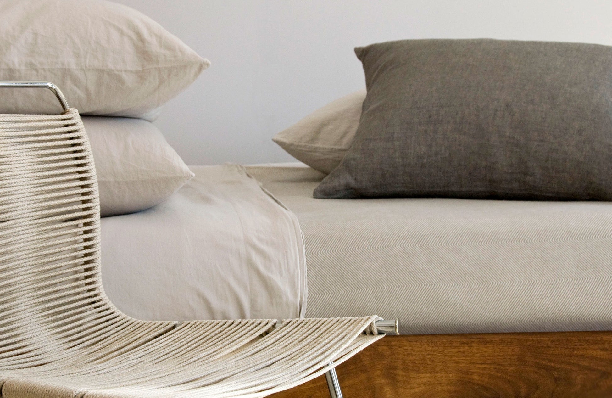 HARRY 100% cotton chevron creme silver blanket | AREA home bedding