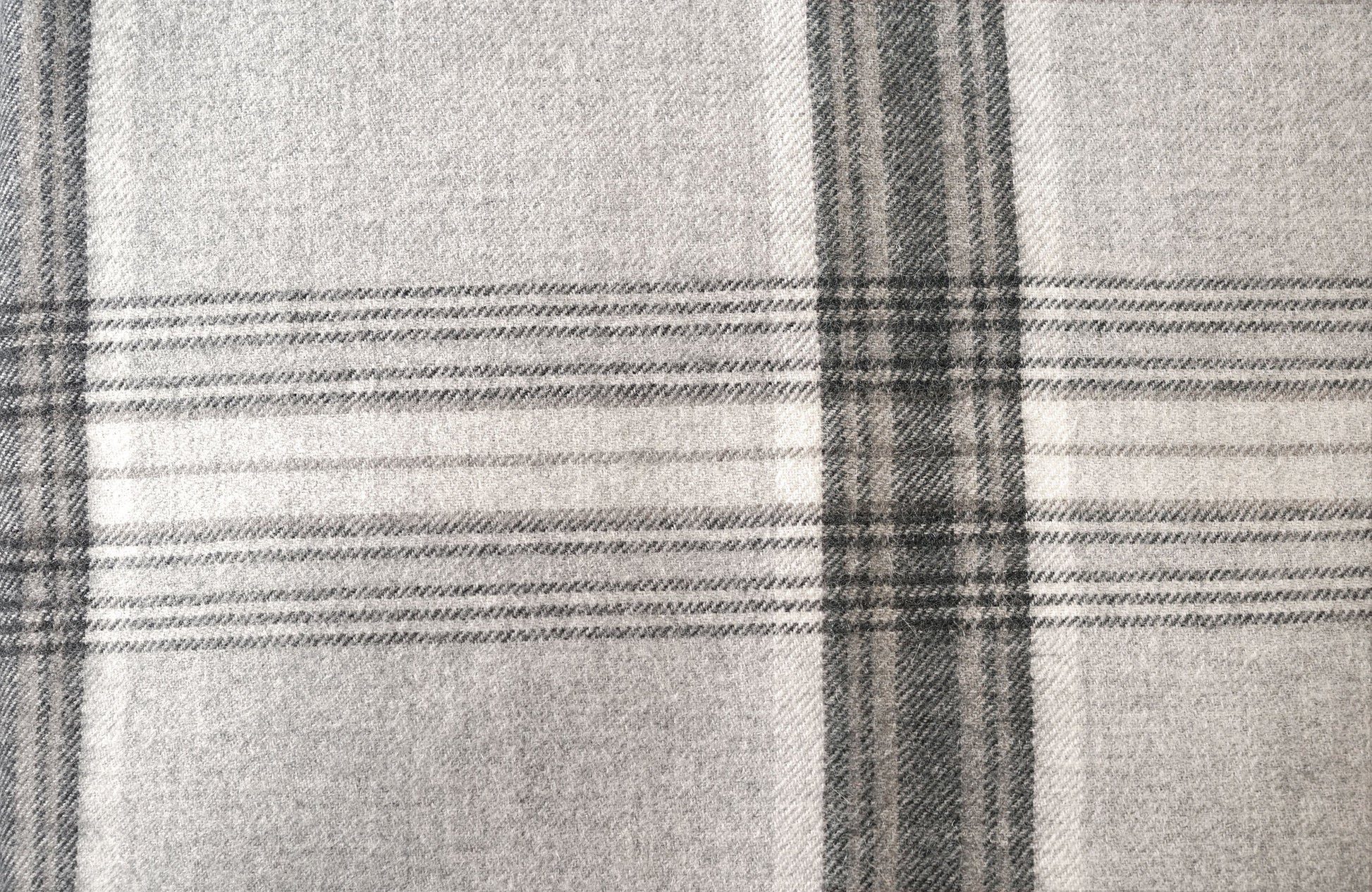 JASPER 100% baby alpaca throw | AREA home bedding