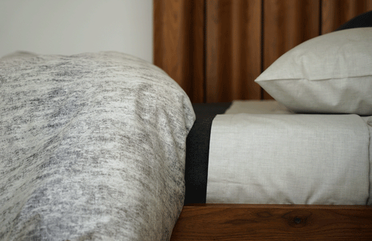 LEO 100% cotton jacquard brown grey | AREA home bedding