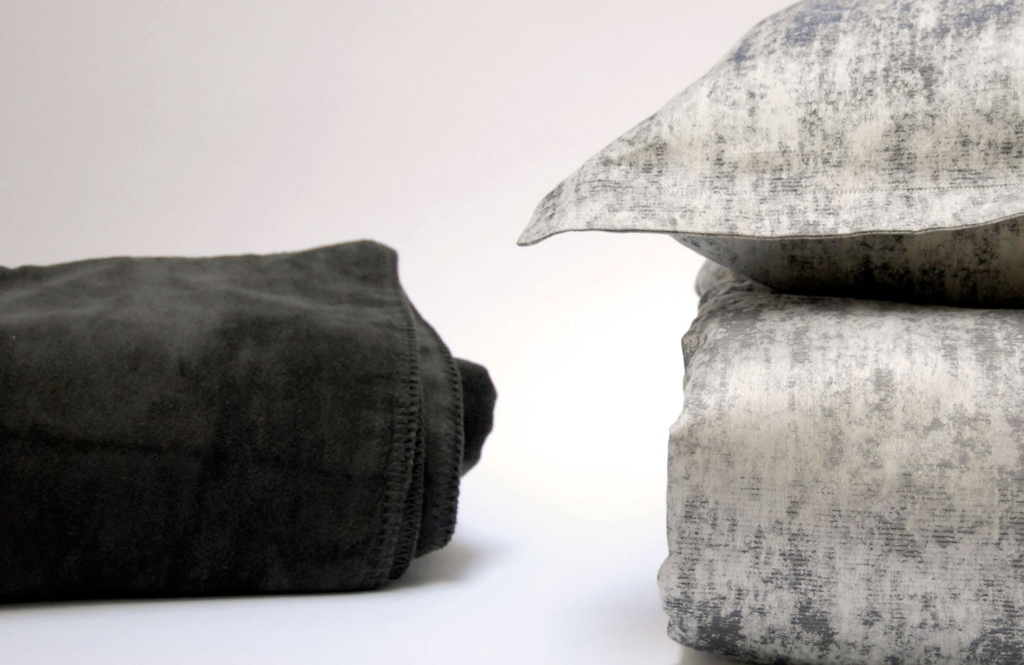 WILLIAM 100% brushed cotton blanket green steel blue slate grey | AREA home bedding